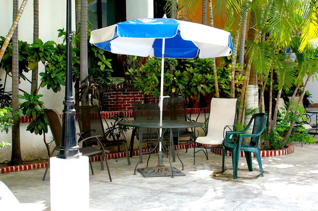 Hotel Costa Brava Manzanillo Extérieur photo