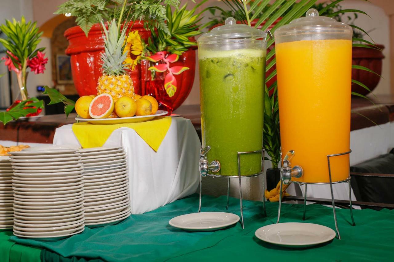 Hotel Costa Brava Manzanillo Extérieur photo